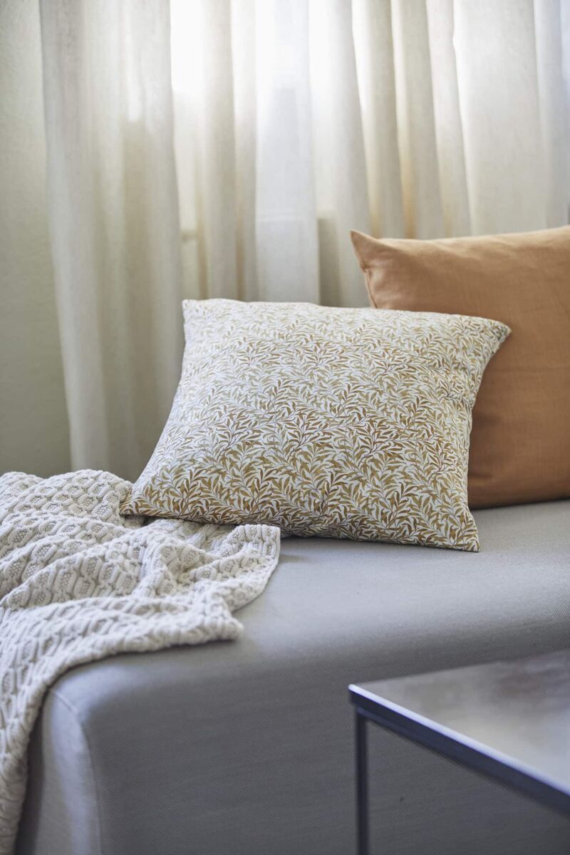 Coussin carré en popeline de coton jaune Willow Doré