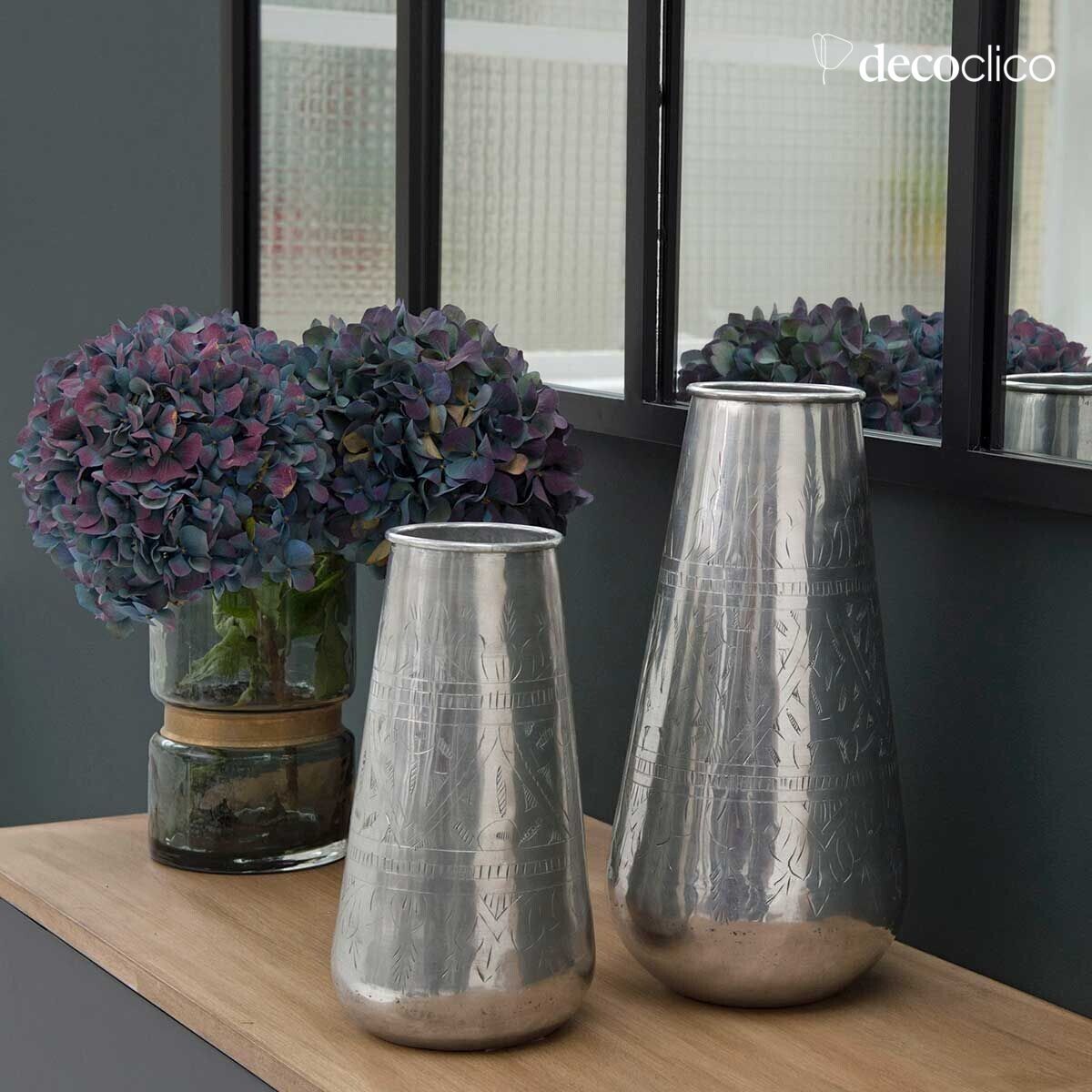 Vase cylindrique en aluminium argenté H26 cm Jaya