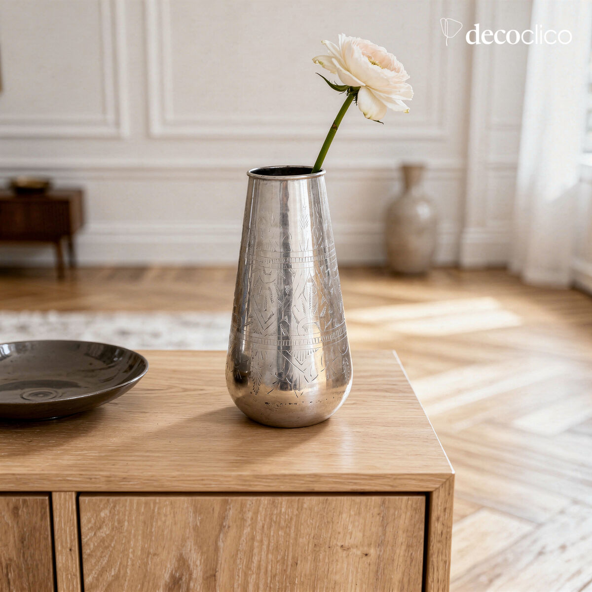 Vase cylindrique en aluminium argenté H33 cm Jaya