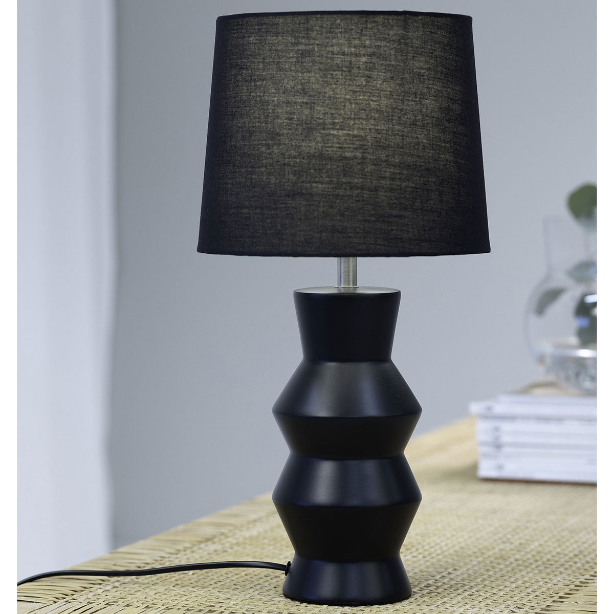 Lampe à poser pied en céramique noir abat-jour en tissu noir Sienna Ma –  Decoclico