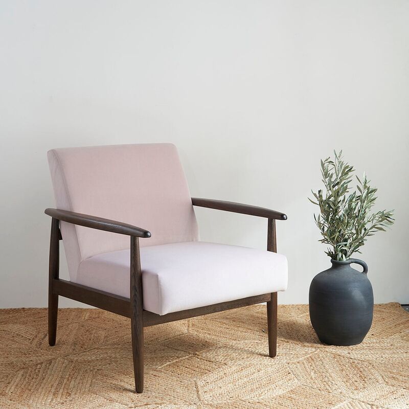 Armchair in ash and nude velvet