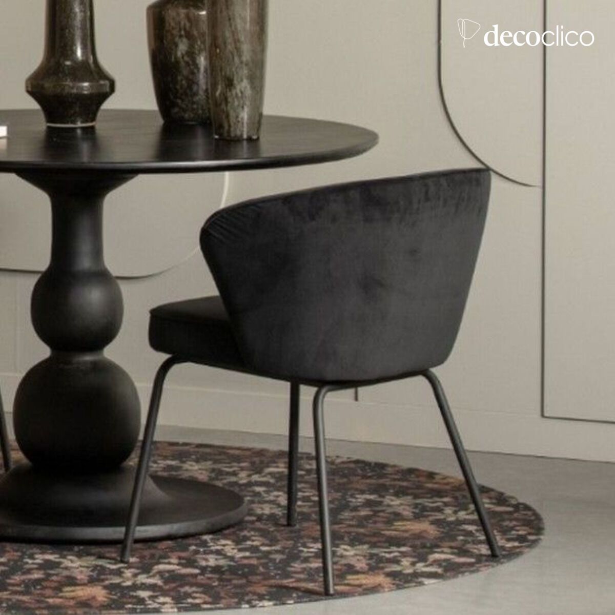 Black velvet chair Admit