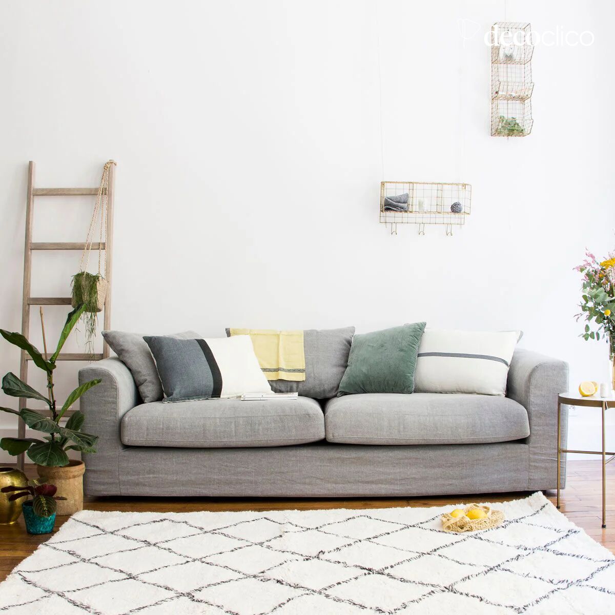 Berber-style rug, 100% ecru wool with hand-woven charcoal patterns, 160 x 230 cm Fro