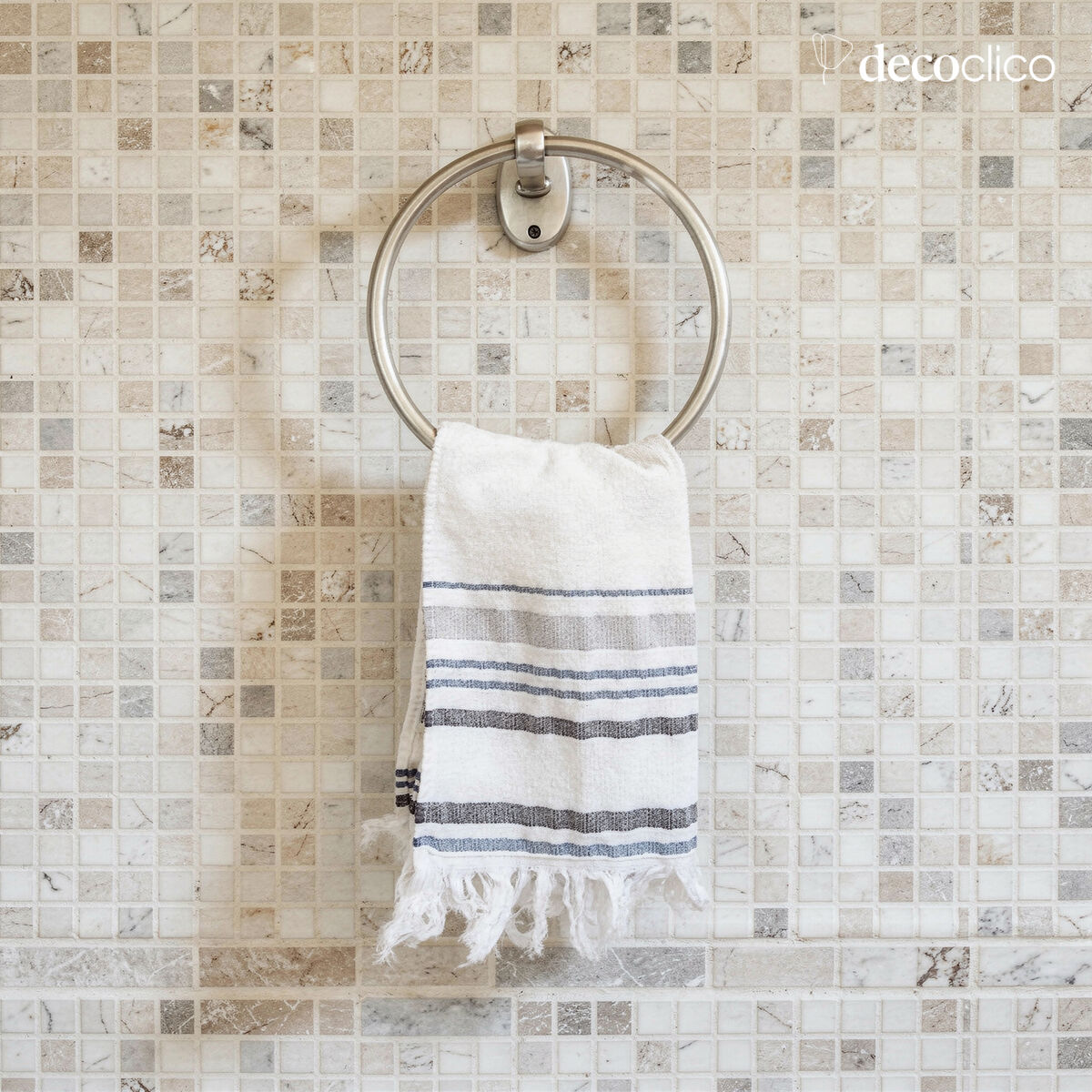 Circle wall-mounted towel rail in nickel silver Chaumont