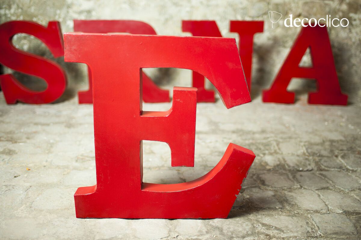 Decorative letter E Art