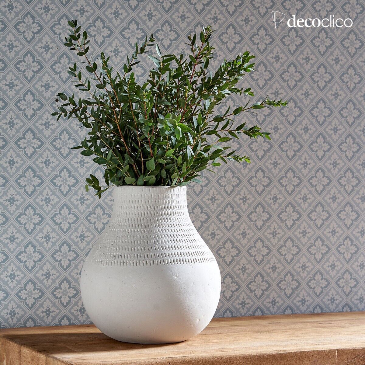 Handmade decorative papier-mâché vase Pia