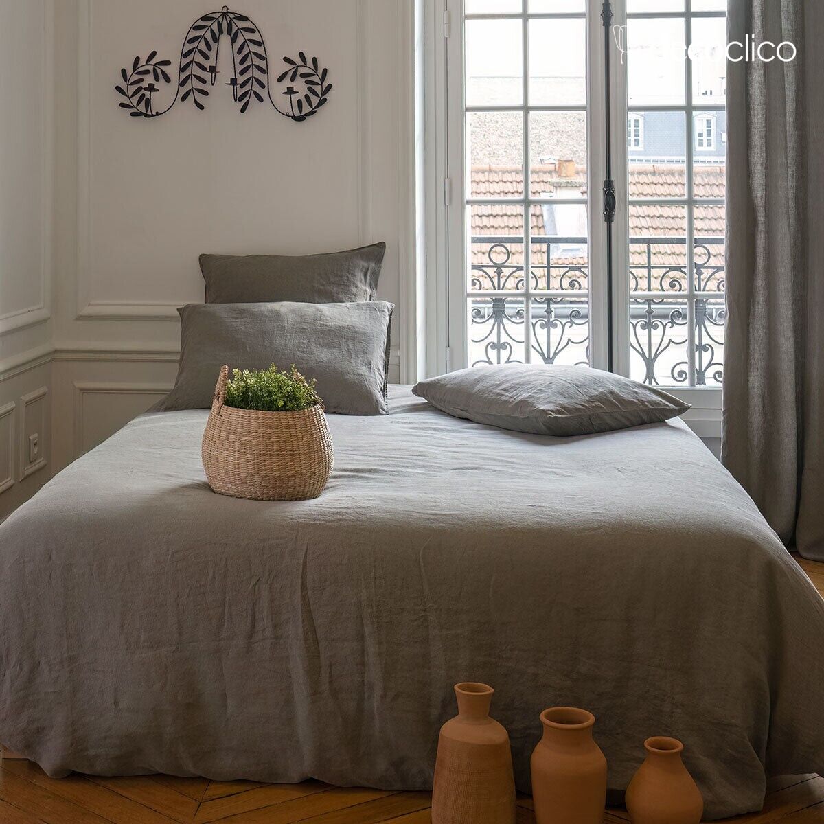 Duvet cover in washed linen, green-gray - 240x220cm Oslo