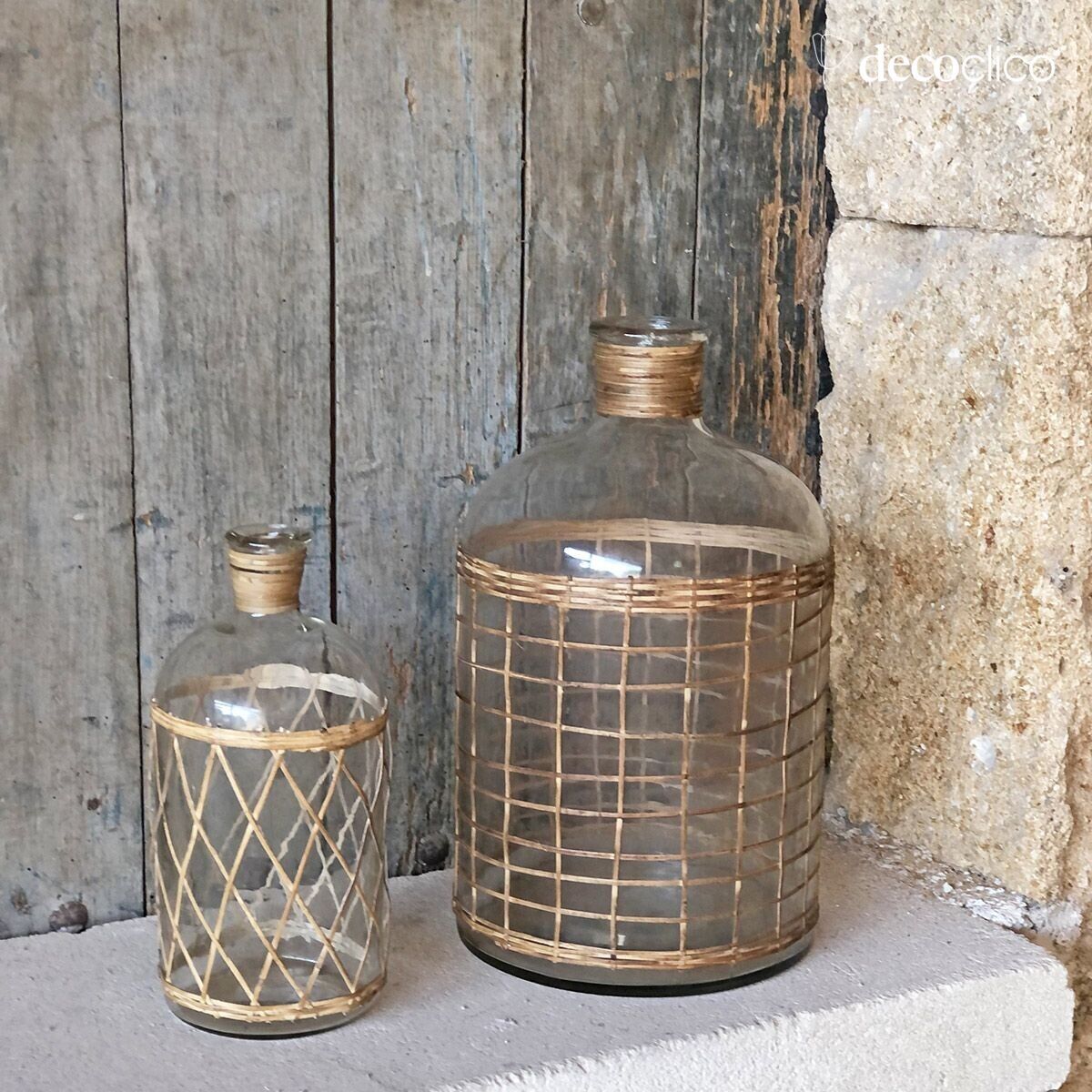 Glass cylinder and woven rush 30 x 18 cm