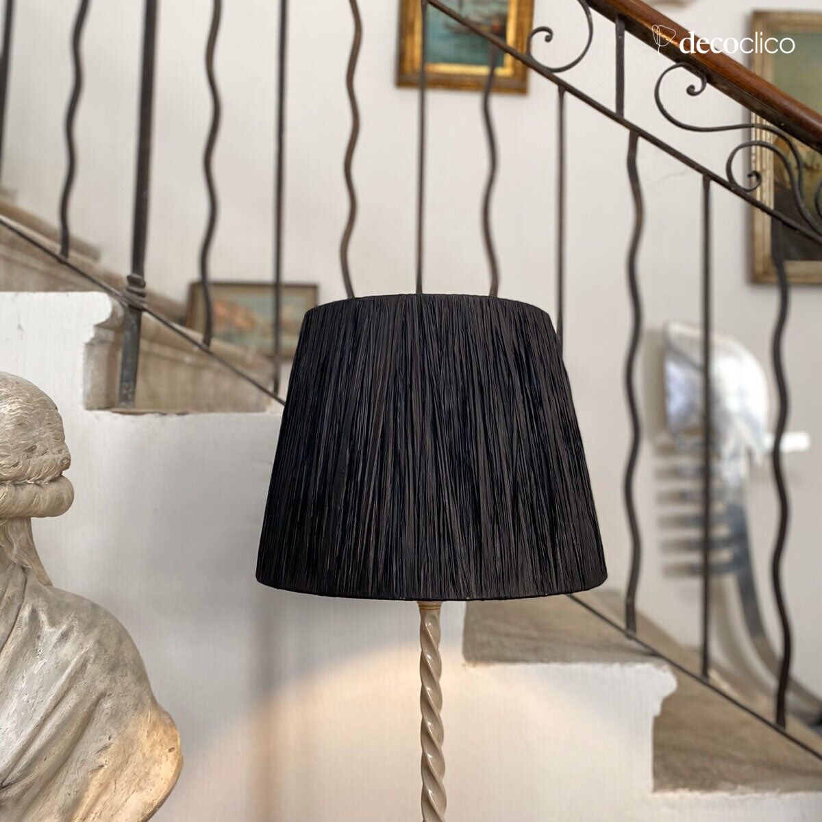 Lampshade in natural raffia, matt black