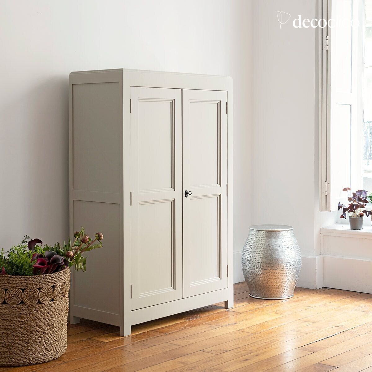 Low linen cupboard in light gray maritime pine Léandre