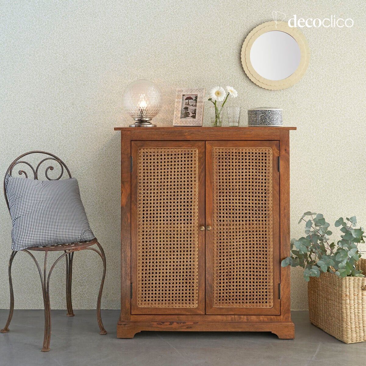 Mango wood sideboard with 2-door rattan frame Georges
