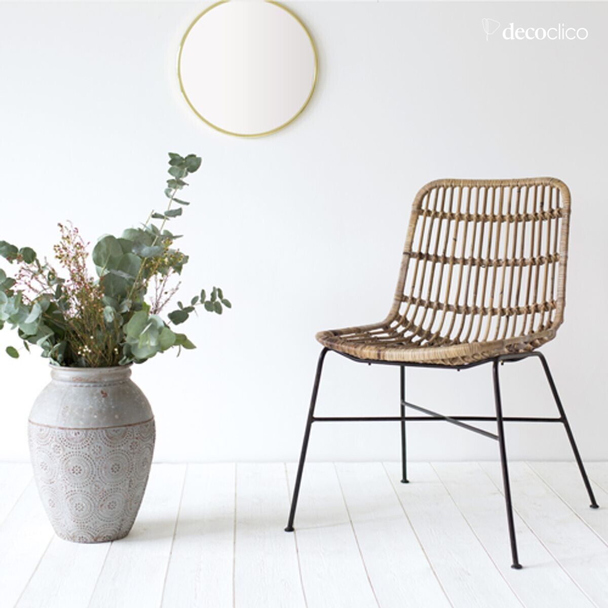 Natural rattan chair with black metal legs Moka