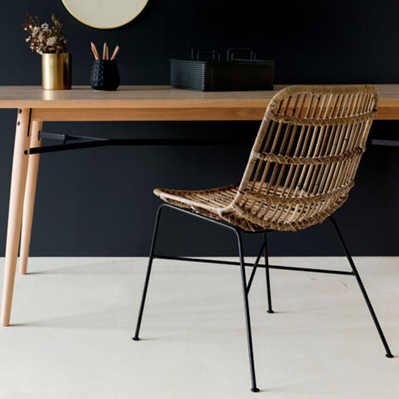 Natural rattan chair with black metal legs Moka