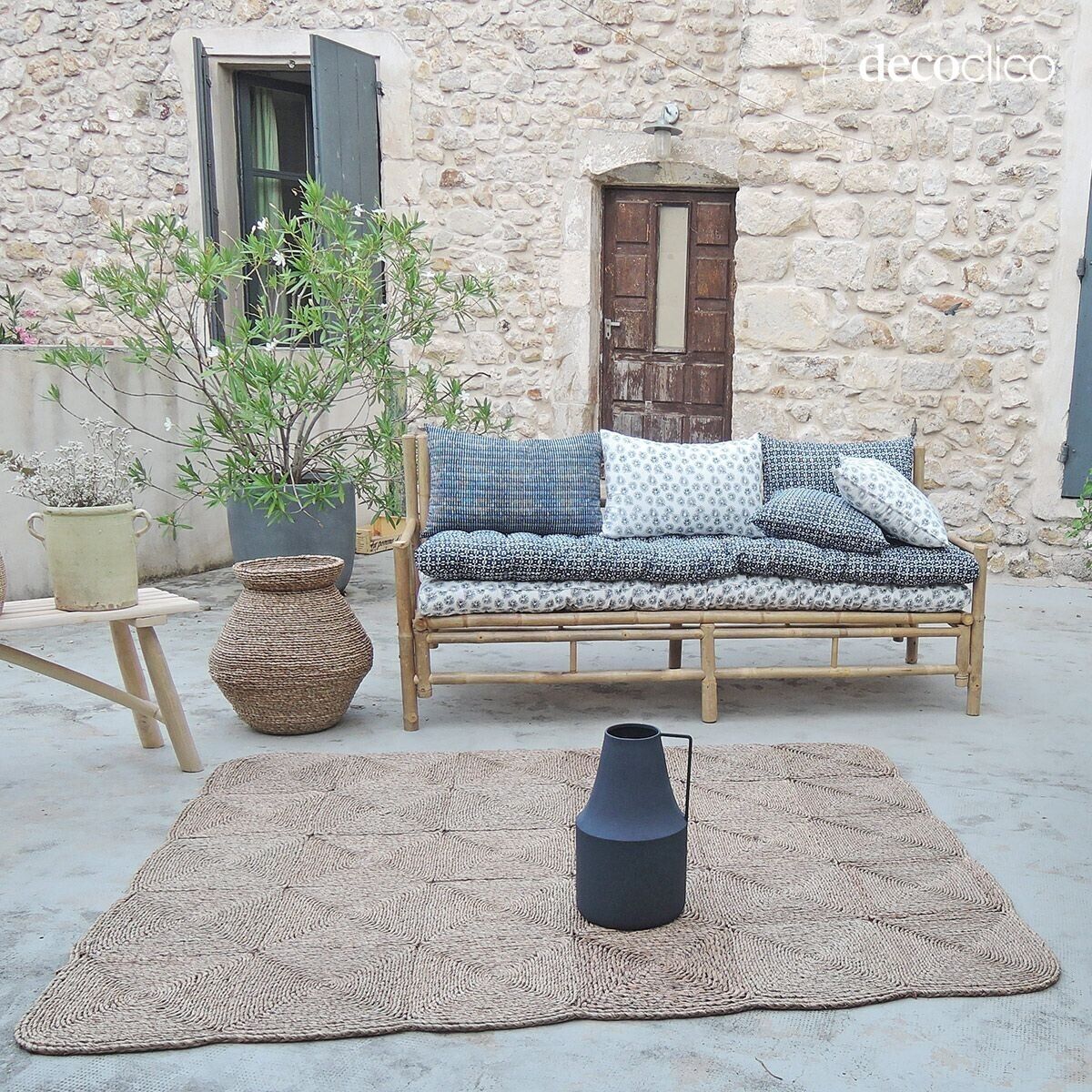 Rectangular carpet made of natural mendong fibers, 150 x 180 cm  Sumba