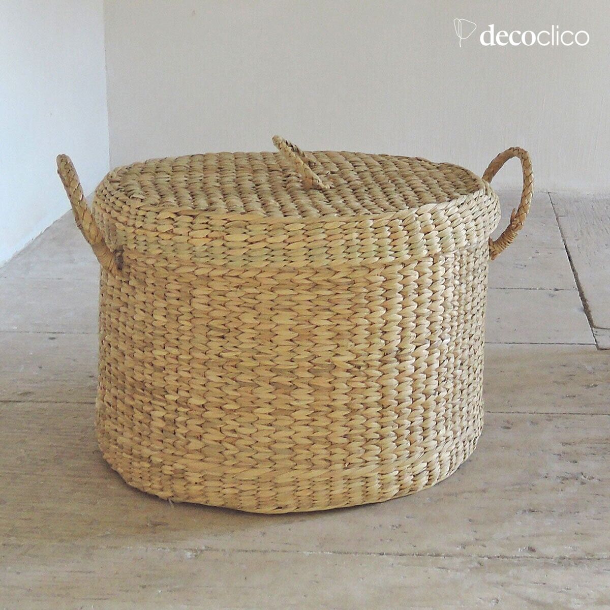 Round water hyacinth basket with lid Céleste