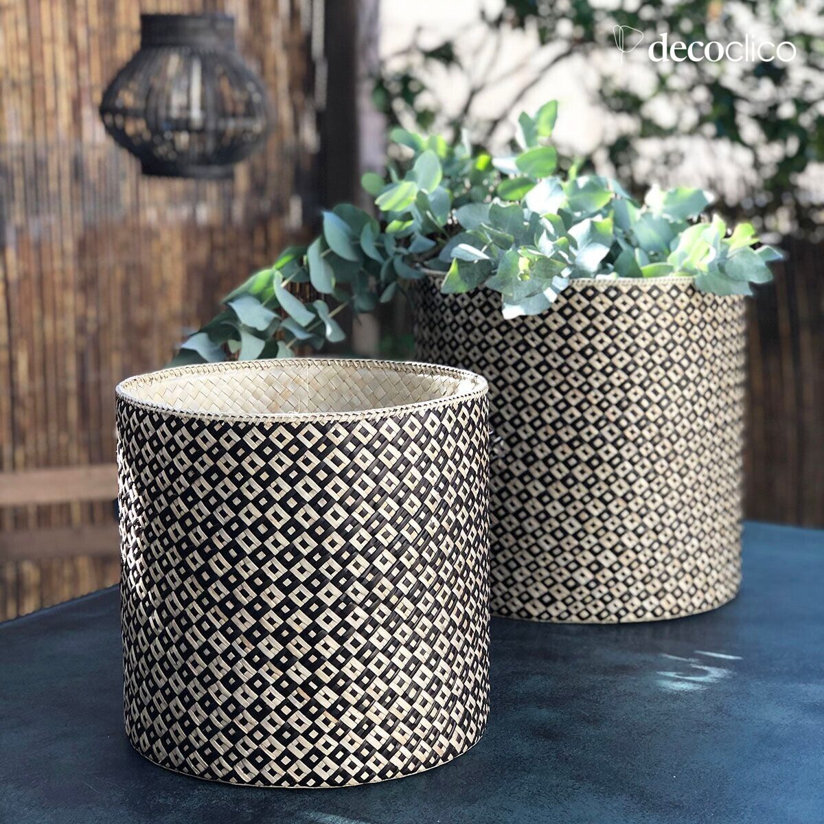 Set of 2 round pandan baskets  Wayan Casatera