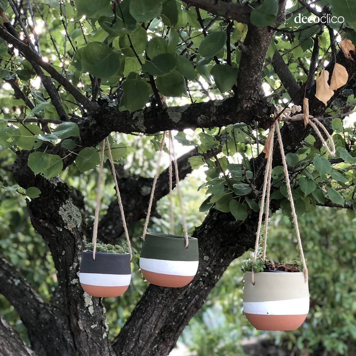 Set of 3 hanging painted terracotta flower pots Lima