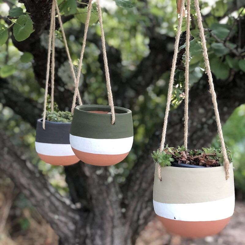 Set of 3 hanging painted terracotta flower pots Lima