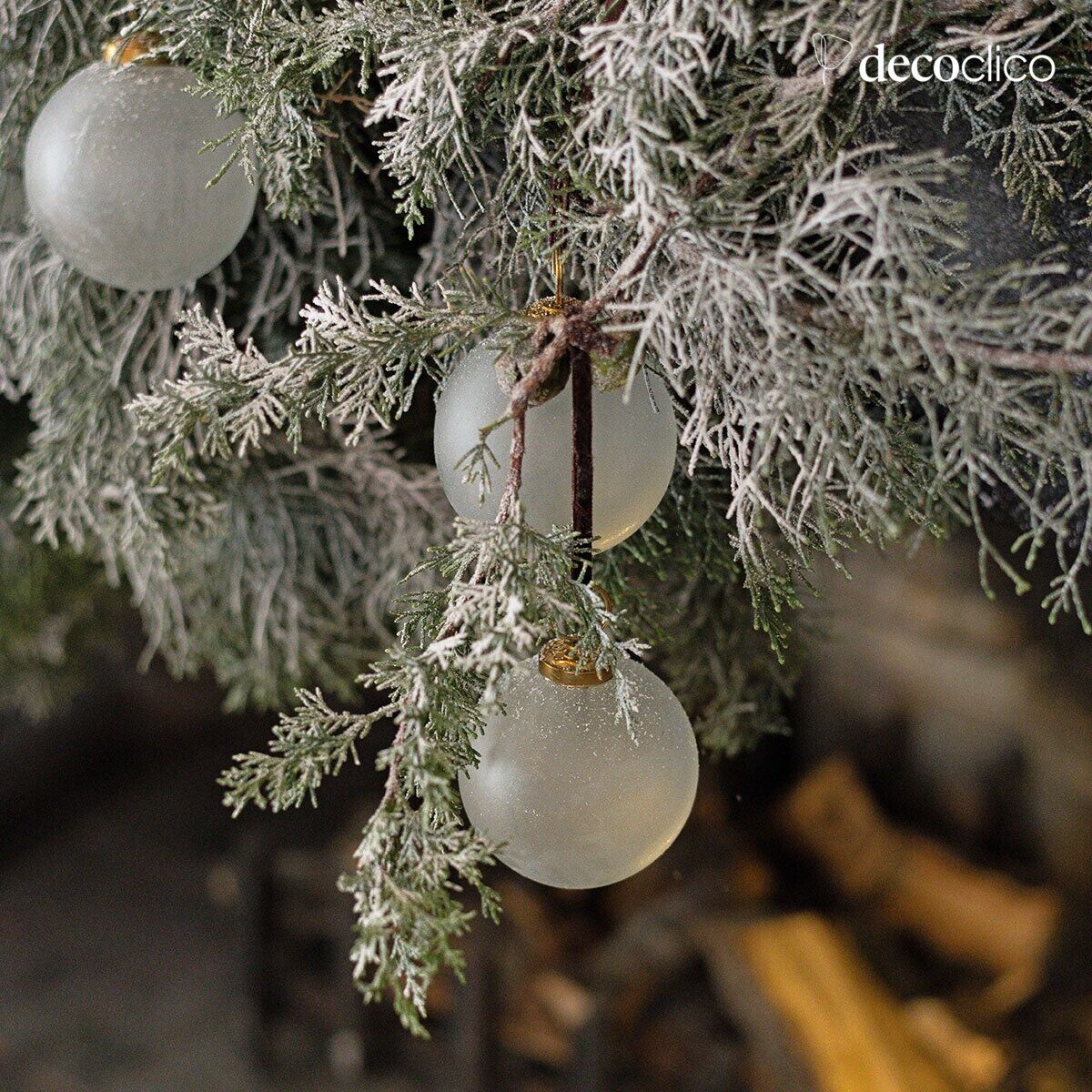 Set of 4 frosted glass Christmas baubles