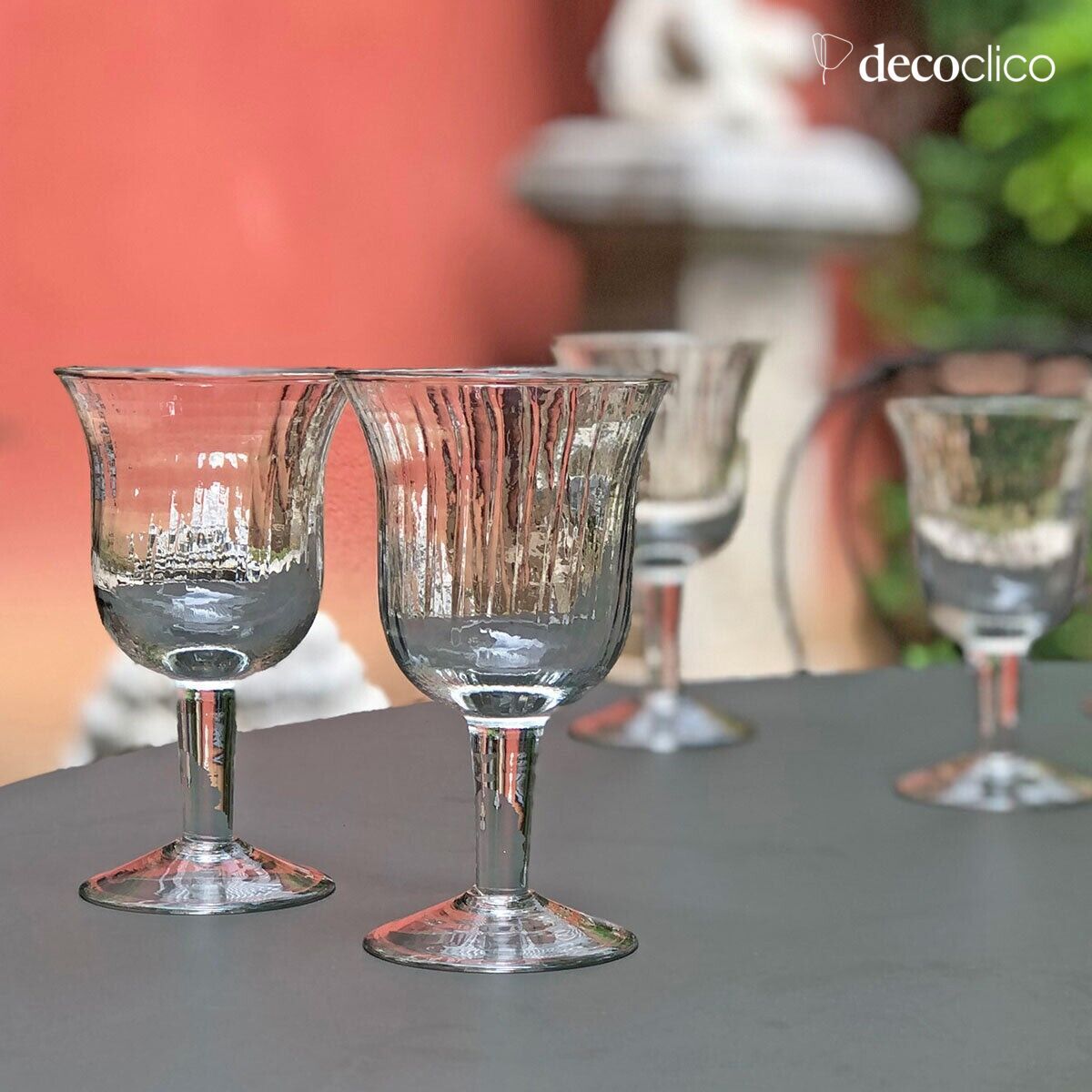 Set of 4 stemmed glasses in patterned glass GM