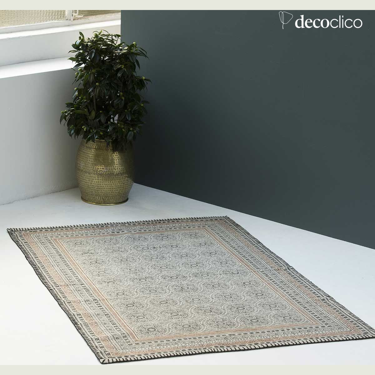 Tapis en coton tissé main impression block print écru à motifs charbon 160 x 230